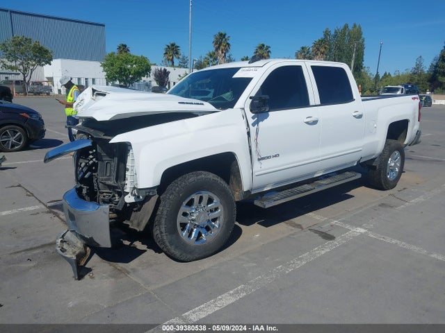 Chevrolet Silverado 2500hd Lt 2018 1GC1KVEY4JF141940 Image 2