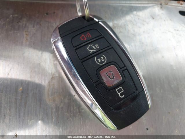 5LMJJ2HT0JEL11288 Lincoln Navigator Select