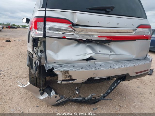 5LMJJ2HT0JEL11288 Lincoln Navigator Select
