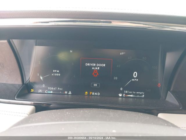 5LMJJ2HT0JEL11288 Lincoln Navigator Select