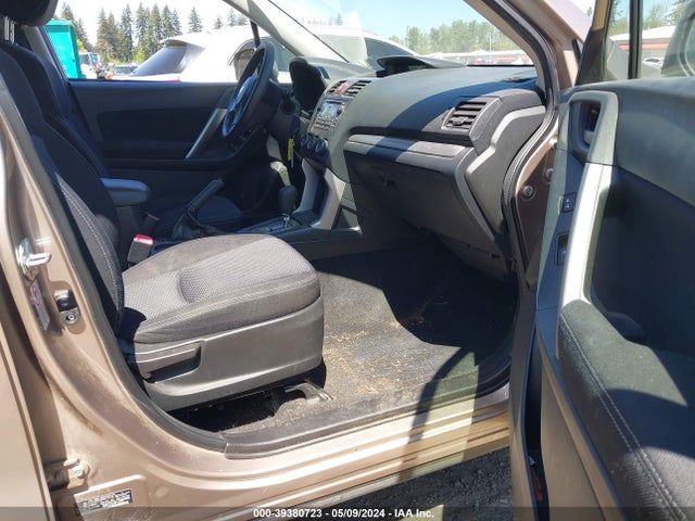 Subaru Forester 2.5i Premium 2015 JF2SJADC6FH527570 Image 5