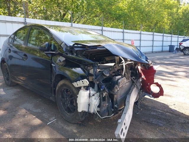 Toyota Prius Three 2014 JTDKN3DU2E0375730 Image 11