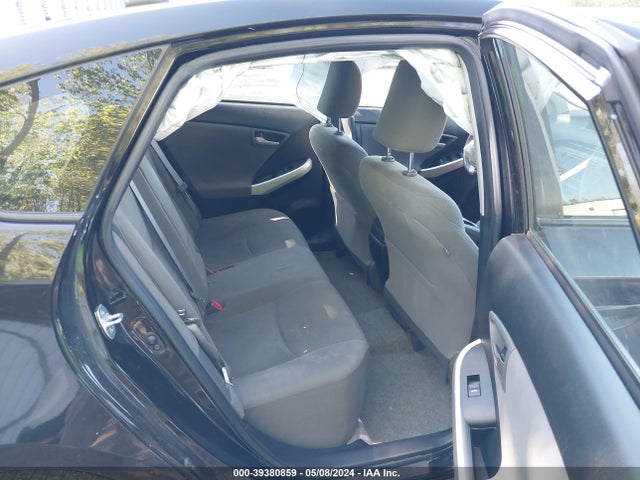 Toyota Prius Three 2014 JTDKN3DU2E0375730 Image 8