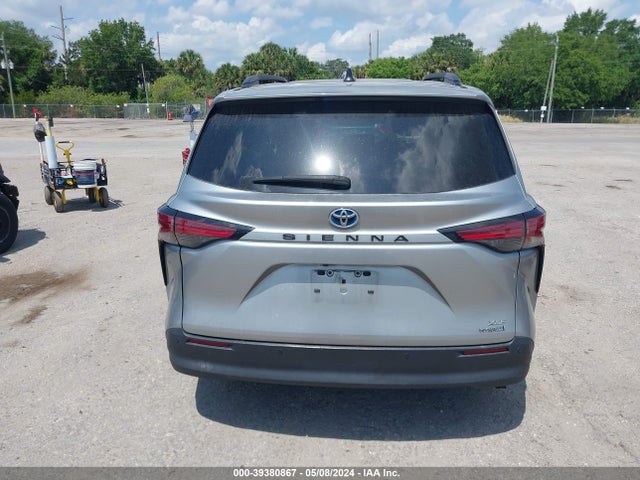 Toyota SIENNA XLE 2021 5TDJRKEC3MS002871 Image 17