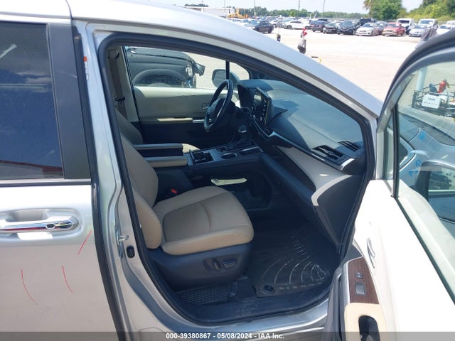 Toyota SIENNA XLE 2021 5TDJRKEC3MS002871 Image 5