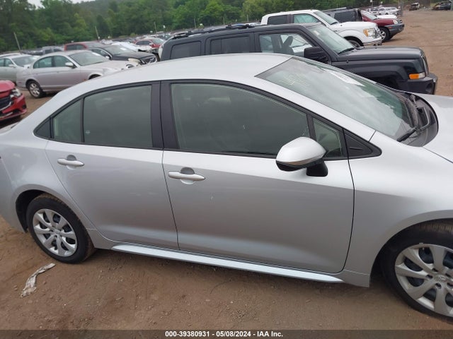 Toyota COROLLA LE 2022 JTDEPMAE2N3017990 Image 13