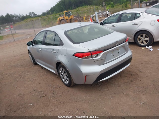 Toyota COROLLA LE 2022 JTDEPMAE2N3017990 Image 3