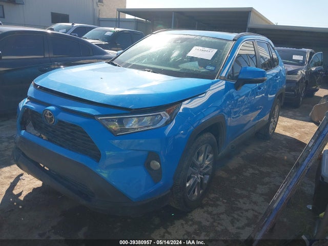 Toyota Rav4 Xle Premium 2021 2T3C1RFV3MW114903 Image 2