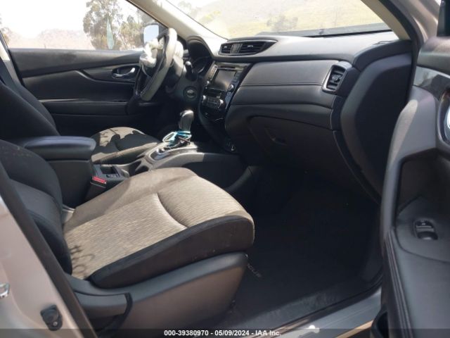 JN8AT2MT2LW031655 Nissan Rogue S Fwd