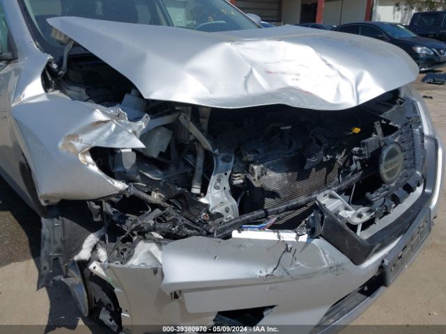 JN8AT2MT2LW031655 Nissan Rogue S Fwd