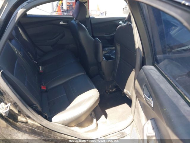 1FADP3F27FL363982 Ford FOCUS SE