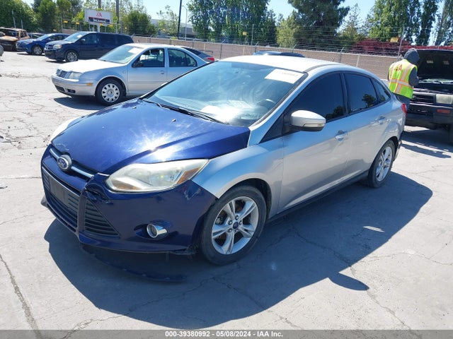 Ford FOCUS SE 2014 1FADP3F27EL397032 Image 2