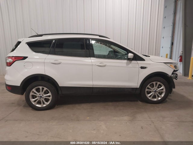 Ford ESCAPE SE 2018 1FMCU9GDXJUB25723 Image 13