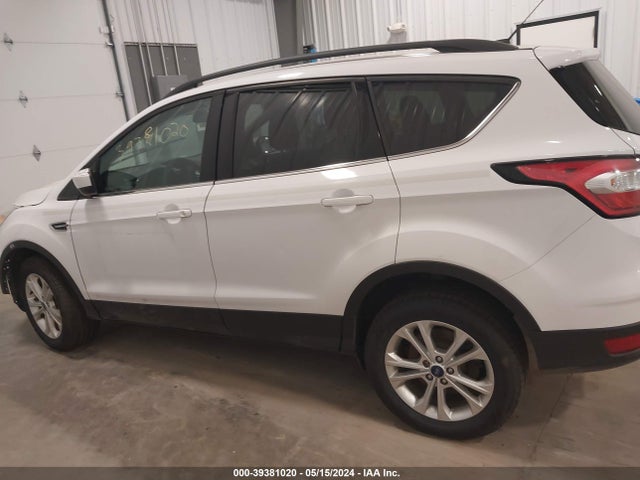 Ford ESCAPE SE 2018 1FMCU9GDXJUB25723 Image 14