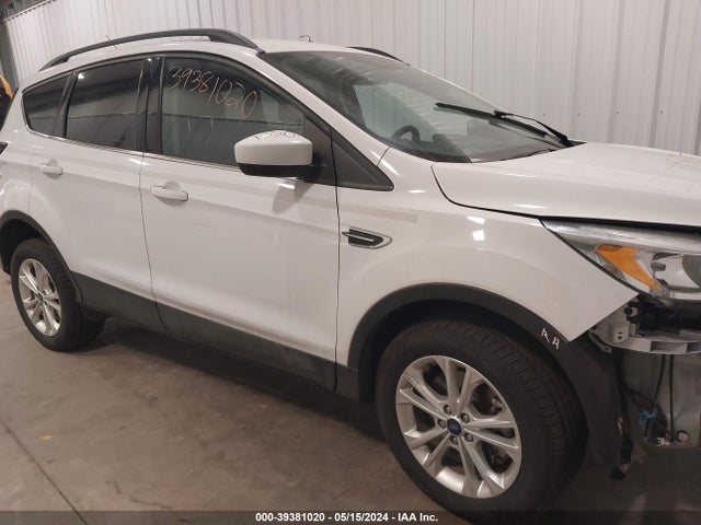Ford ESCAPE SE 2018 1FMCU9GDXJUB25723 Image 17