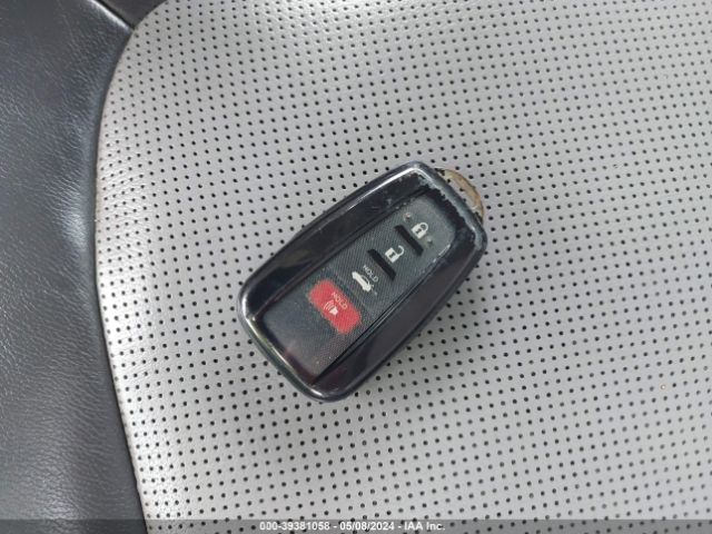 4T1F31AK9LU528216 Toyota Camry Xle Hybrid