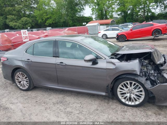 4T1F31AK9LU528216 Toyota Camry Xle Hybrid