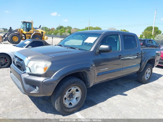 Toyota Tacoma Base V6 2015 5TFLU4EN3FX147619 Image 2