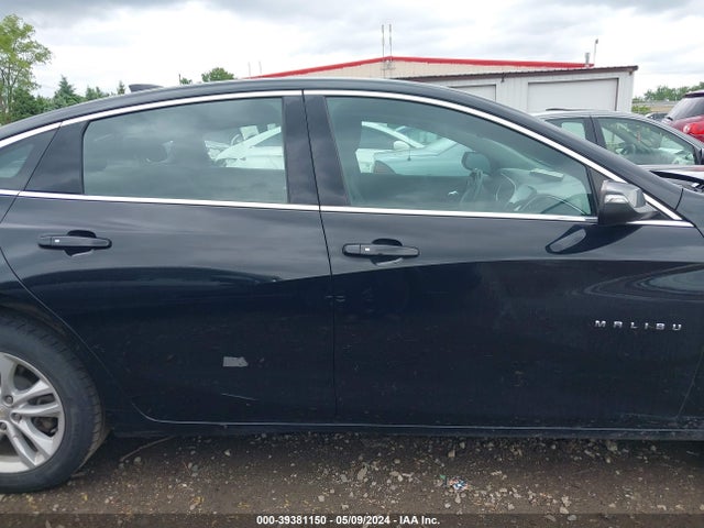 Chevrolet MALIBU LT 2018 1G1ZD5ST0JF165117 Image 13