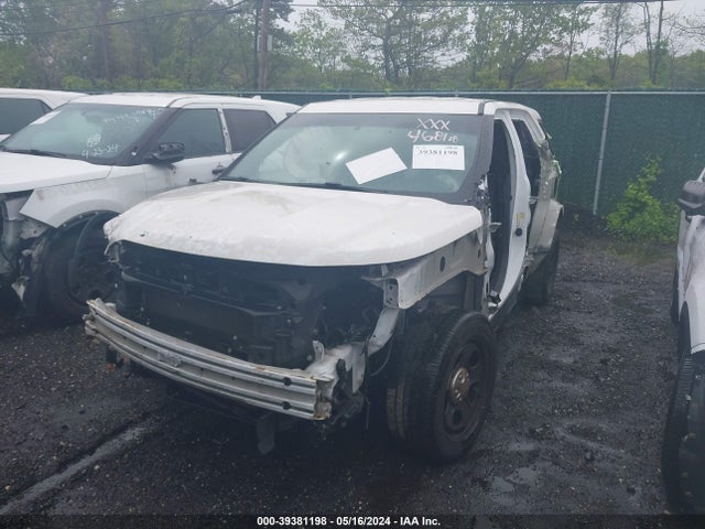 Ford Police Interceptor Utility 2018 1FM5K8AR1JGC75019 Image 2