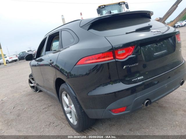 SADCJ2BV0HA098181 Jaguar F-pace 35t Premium