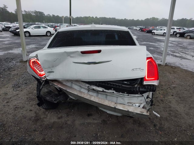 Chrysler 300c Awd 2015 2C3CCAKG9FH757170 Image 6
