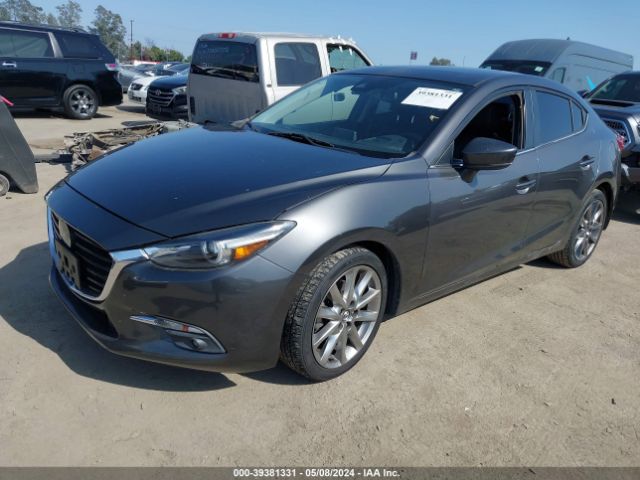 3MZBN1W39JM186098 Mazda Mazda3 Grand Touring