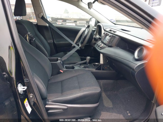Toyota RAV4 LE 2017 2T3ZFREV6HW325404 Image 5