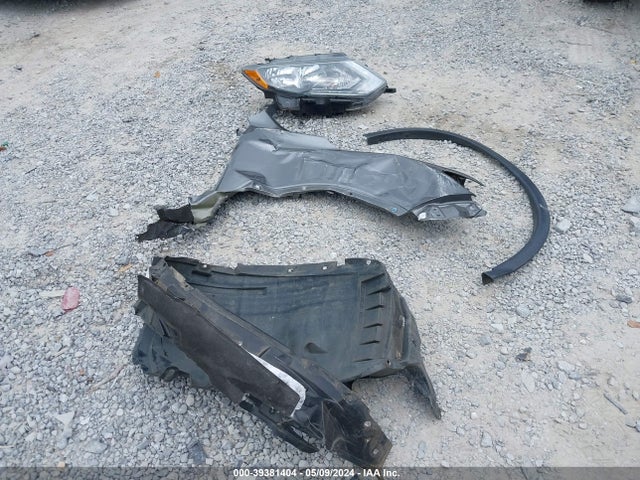 Nissan ROGUE S 2018 5N1AT2MT1JC709575 Image 12