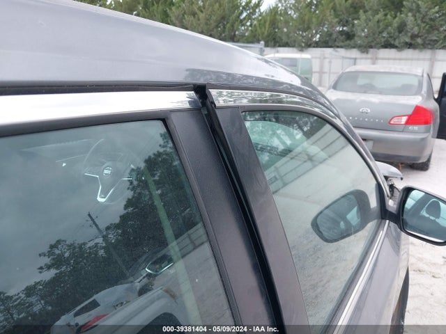 Nissan ROGUE S 2018 5N1AT2MT1JC709575 Image 22