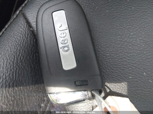 3C4NJDBB8MT586075 Jeep Compass Altitude 4x4