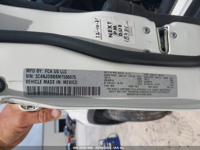 3C4NJDBB8MT586075 Jeep Compass Altitude 4x4