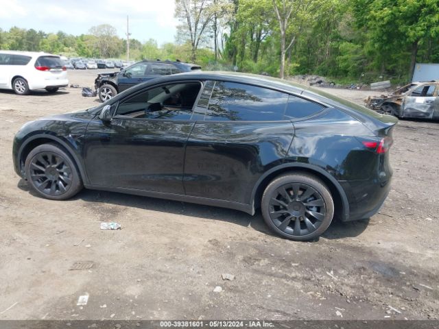 7SAYGDED7PF935158 Tesla Model Y Rwd