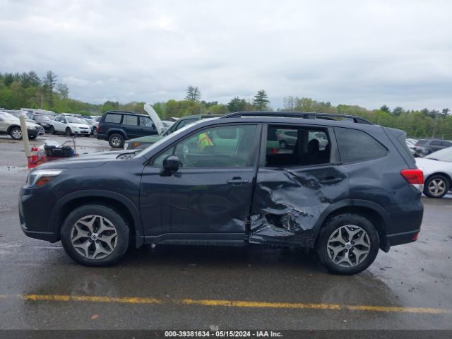 JF2SKAGC5KH532553 Subaru Forester Premium