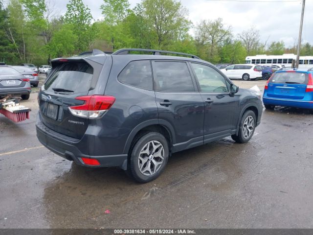 JF2SKAGC5KH532553 Subaru Forester Premium