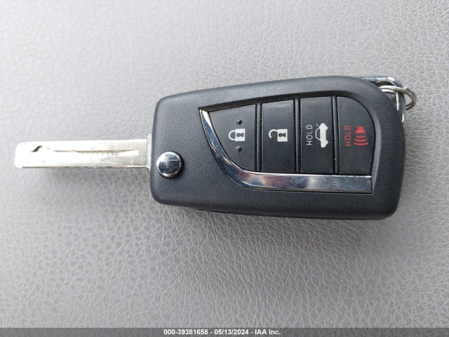 Toyota CAMRY LE 2024 4T1C11AK2RU210018 Image 11