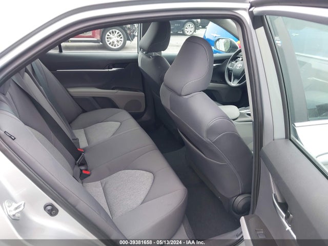 Toyota CAMRY LE 2024 4T1C11AK2RU210018 Image 8