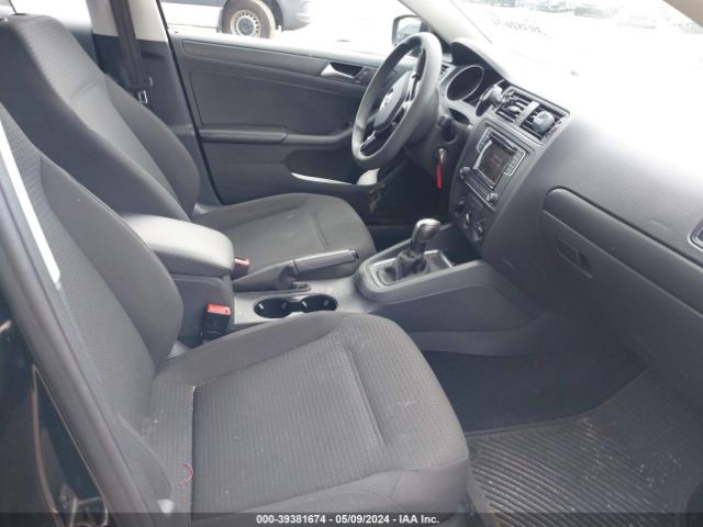3VW267AJ8GM387991 Volkswagen Jetta 1.4t S