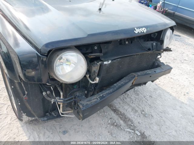 1C4NJRBB4FD176993 Jeep Patriot Sport