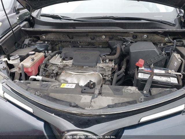 Toyota RAV4 LE 2017 JTMBFREV3HJ713304 Image 10