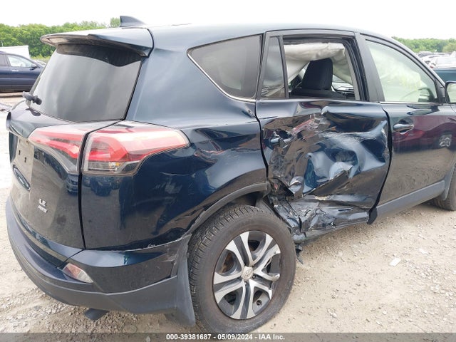 Toyota RAV4 LE 2017 JTMBFREV3HJ713304 Image 6