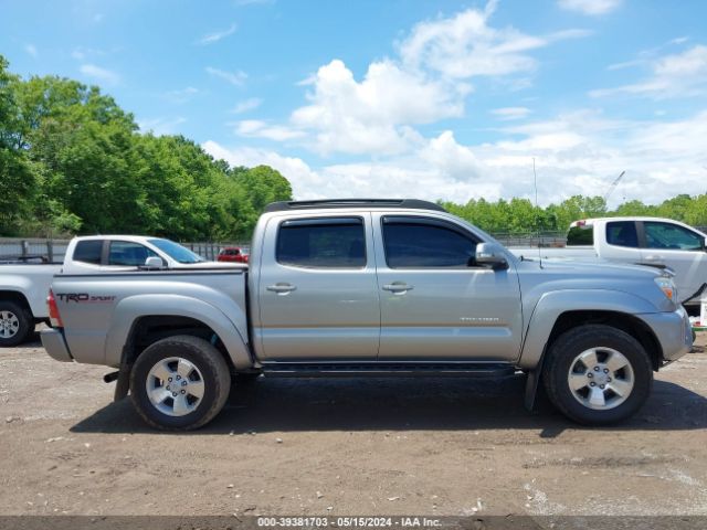 3TMLU4EN0FM196573 Toyota Tacoma Base V6