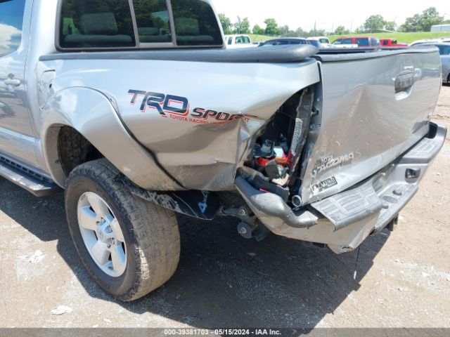 3TMLU4EN0FM196573 Toyota Tacoma Base V6