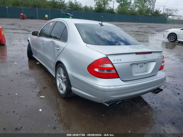2005 MERCEDES-BENZ E 55 AMG WDBUF76J35A694076 Photo 2