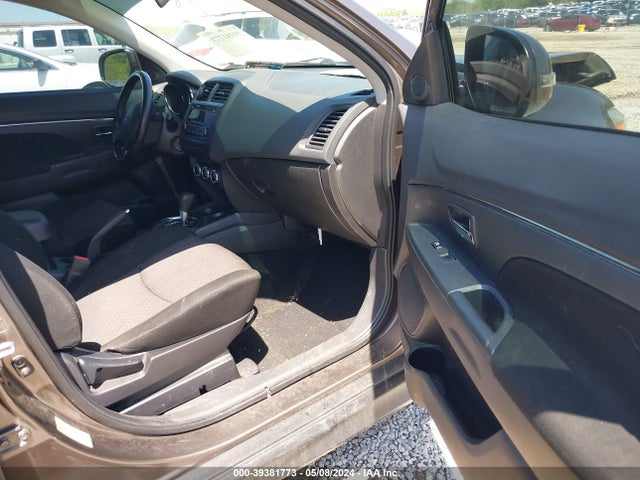 2017 MITSUBISHI OUTLANDER SPORT JA4AP3AU4HZ003942 Photo 4