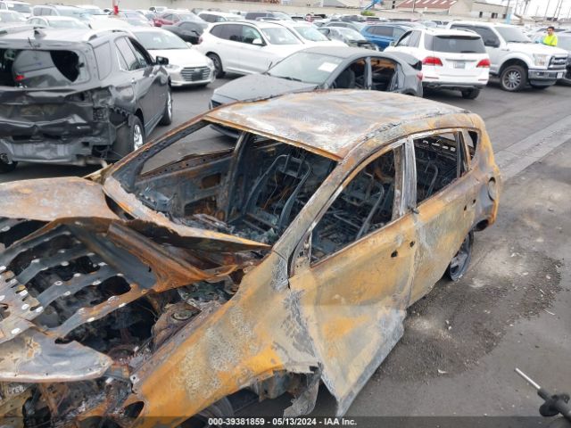 2T3ZFREV9FW199682 Toyota RAV4 LE