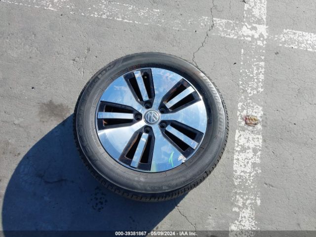 WVWKR7AU7HW953936 Volkswagen E-golf Se