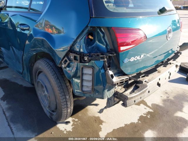 WVWKR7AU7HW953936 Volkswagen E-golf Se
