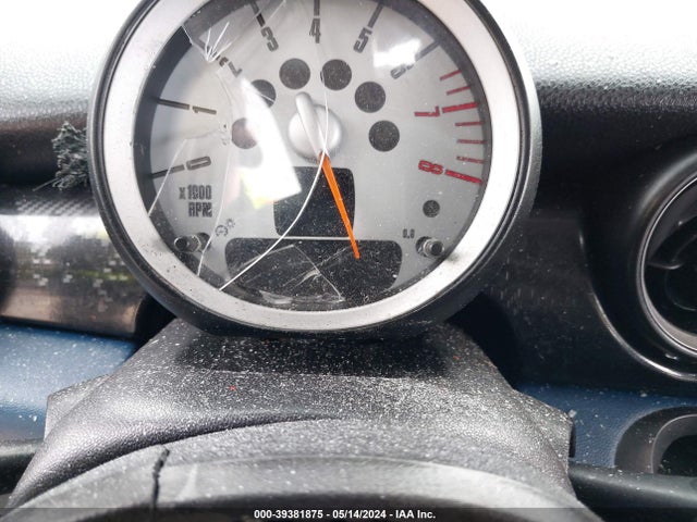 2007 MINI COOPER S WMWMF73507TT81208 Photo 6