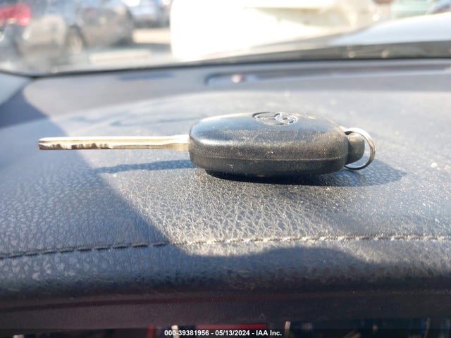 Toyota COROLLA LE 2018 2T1BURHE0JC991774 Image 11